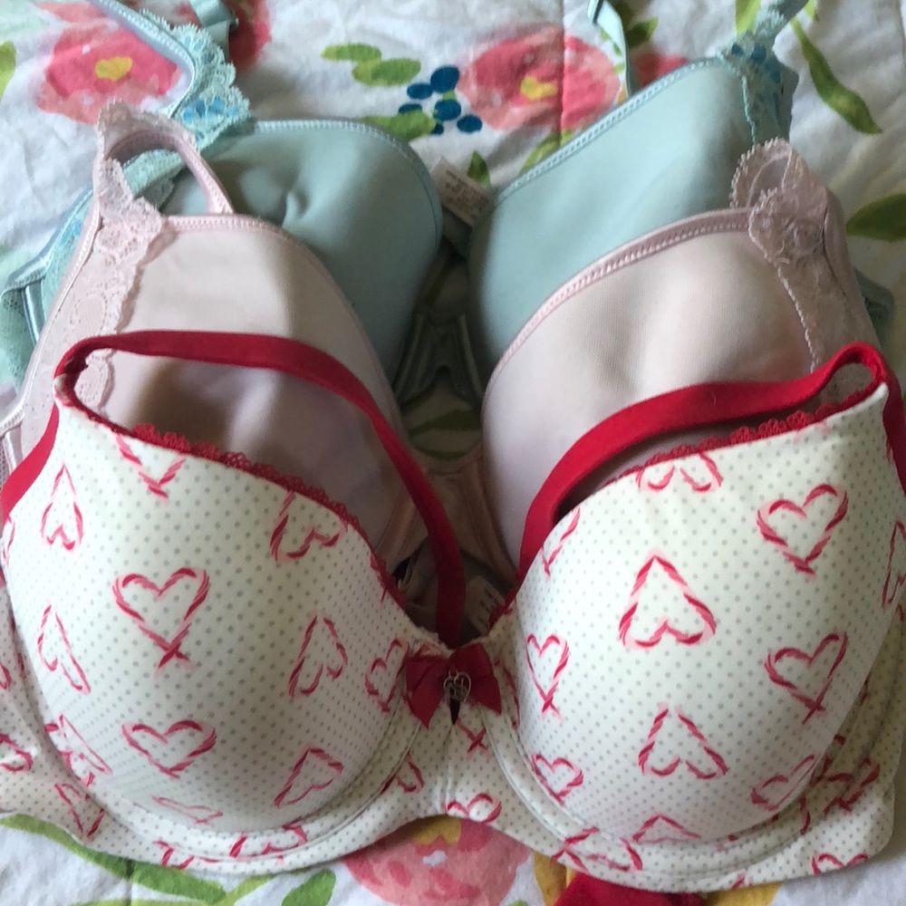 Victoria’s Secret body by Victoria & Angels bras